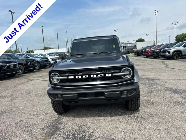Used 2024 Gray Ford Outer Banks image 9