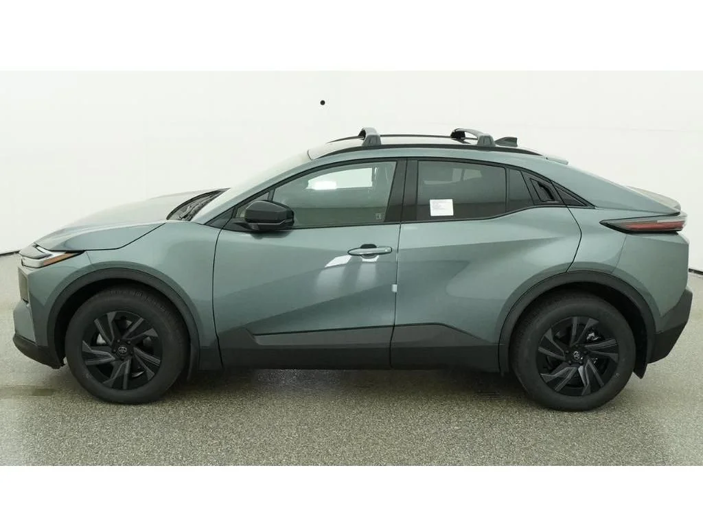 New 2026 Overcast Toyota SE image 25