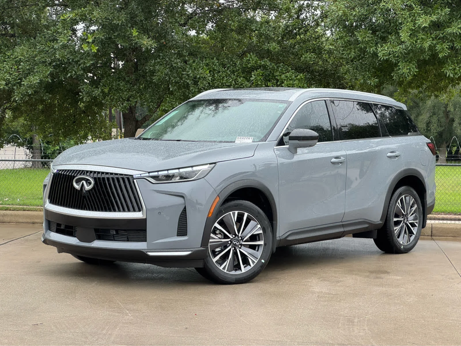 2027 INFINITI QX60's photo