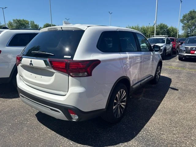 Used 2020 Mitsubishi Outlander ES with VIN JA4AZ3A30LZ046992 for sale in White Bear Lake, Minnesota