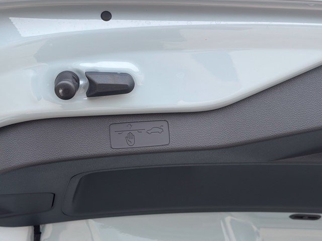 New 2027 Monument Gray Volkswagen 1.5T SE image 29
