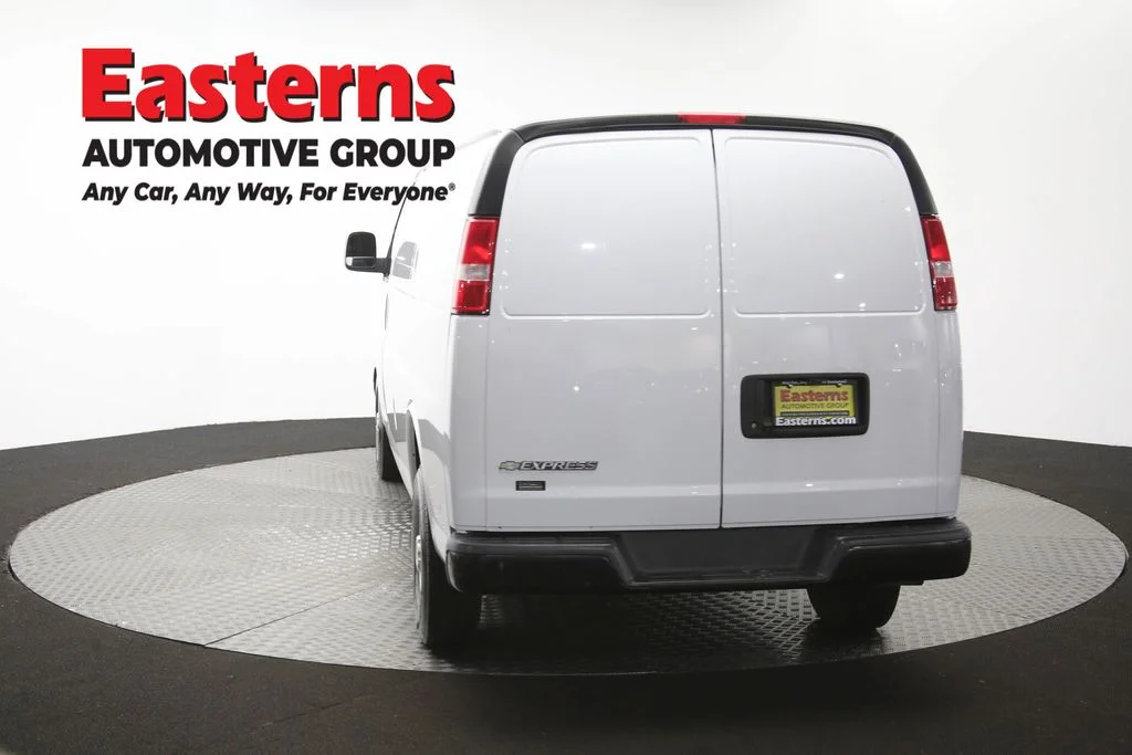 Used 2019 White Chevrolet Work Van image 34