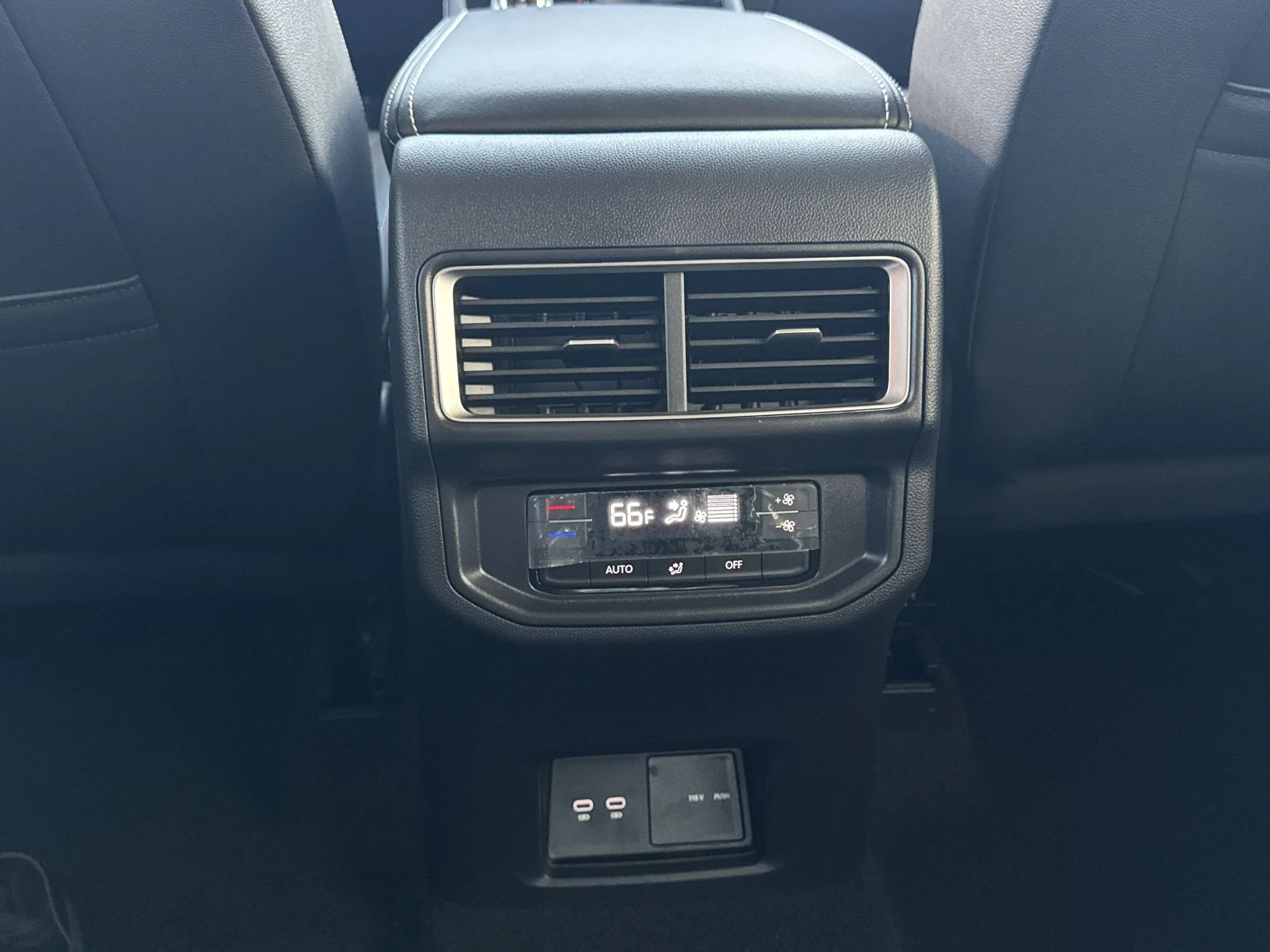 New 2026 Pure Gray Volkswagen 2.0T SE w/Technology image 31
