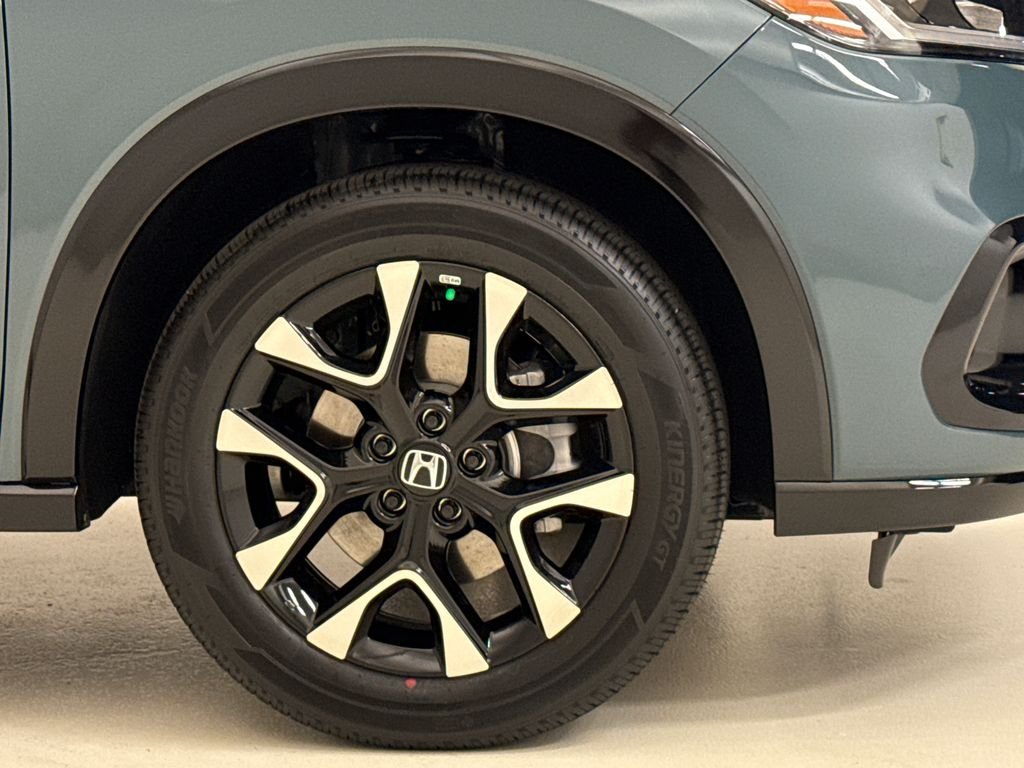 New 2027 Nordic Forest Pearl Honda EX-L image 6