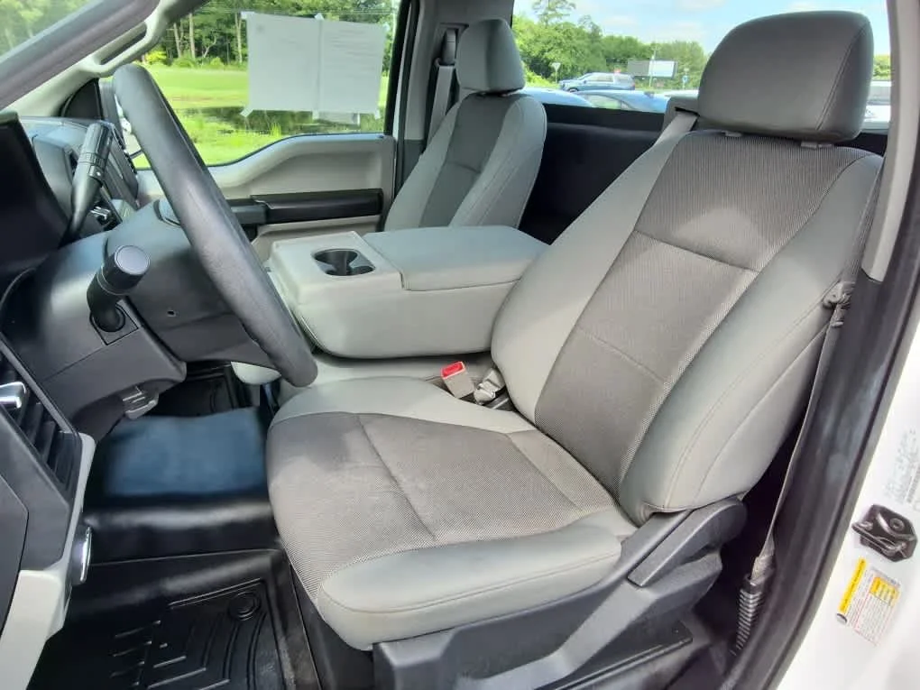 Used 2019 Oxford White Ford XL image 10