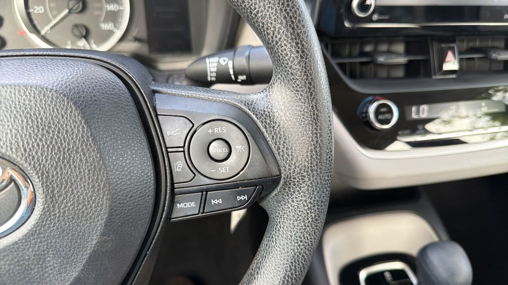 Used 2022 Gray Toyota LE image 23