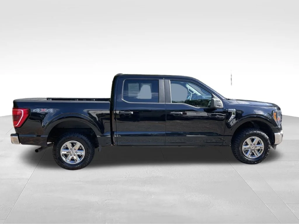Used 2023 Black Ford XLT image 5