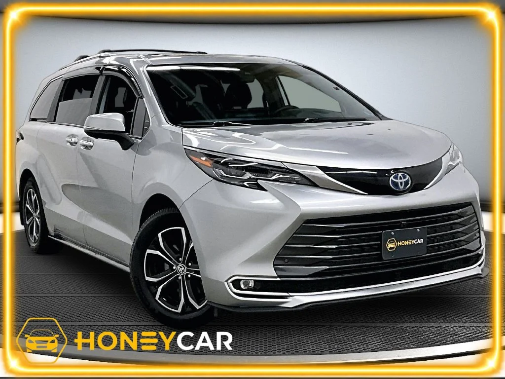 2025 Toyota Sienna Platinum