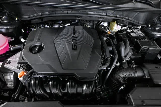 New 2026 Phantom Black Hyundai SEL FWD image 11