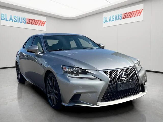 2015 Lexus IS