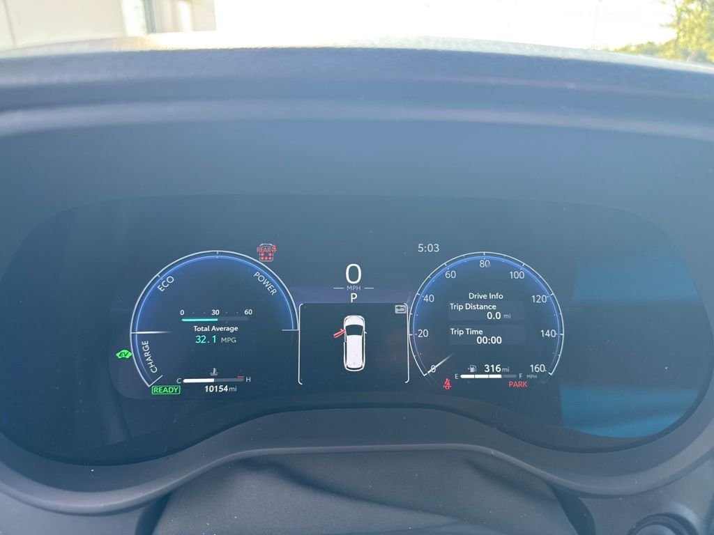Used 2025  Toyota XSE image 4
