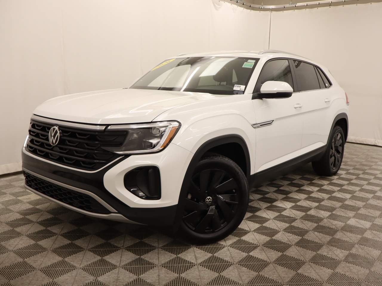 2026 Volkswagen Atlas Cross Sport SE w/Tech