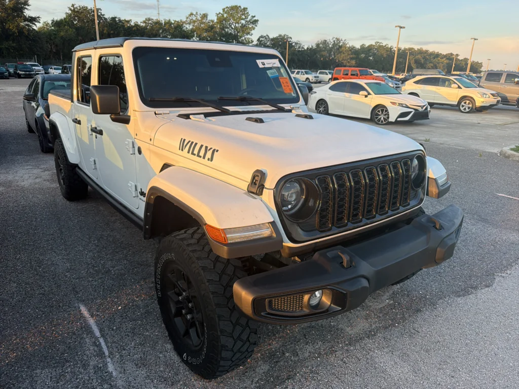 Used 2024 Bright White Clearcoat Jeep Willys image 4