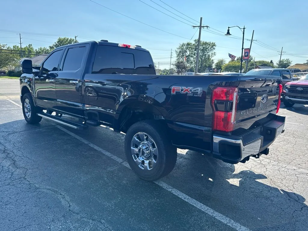 Used 2024 Blue Ford Lariat image 6