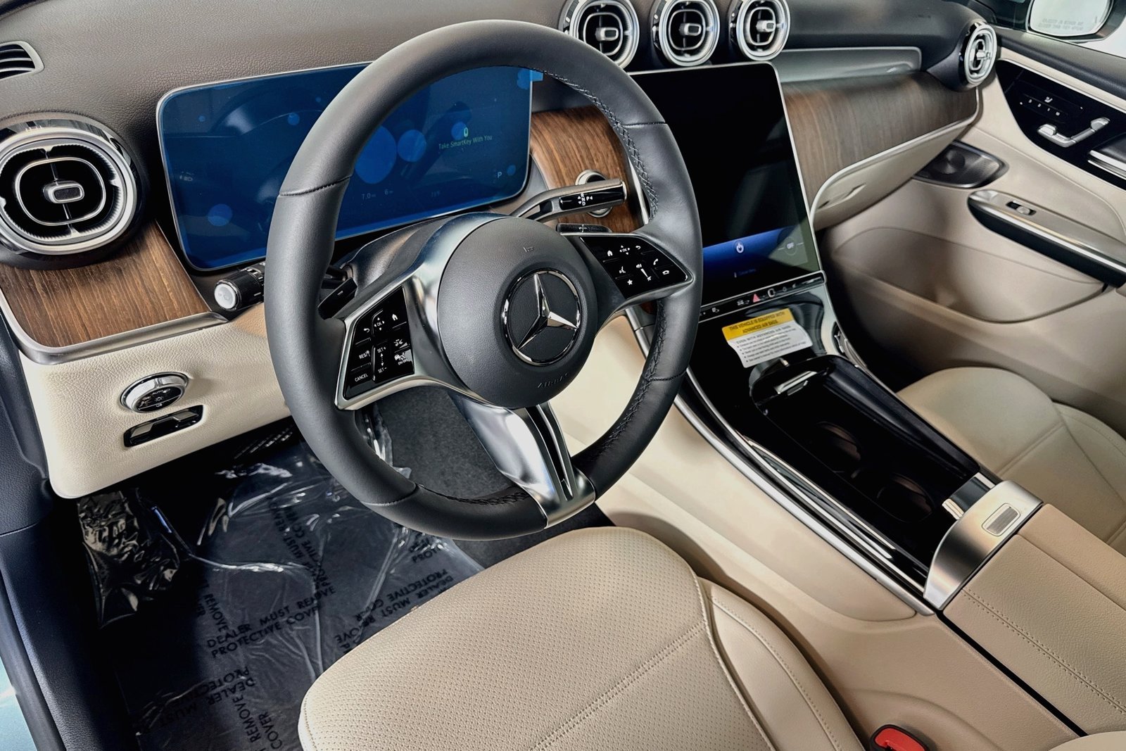 New 2026 Verde Silver Metallic Mercedes-Benz GLC 300 image 9