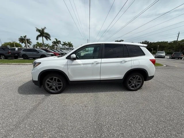 Used 2023 White Honda EX-L image 2