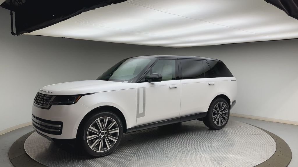 New 2026 Icy White Satin LAND ROVER Autobiography image 6