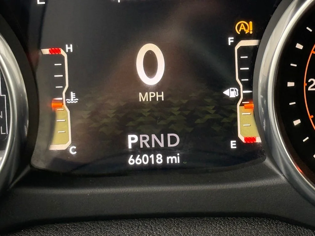 Used 2019 Gray Jeep Unlimited Sport S image 17