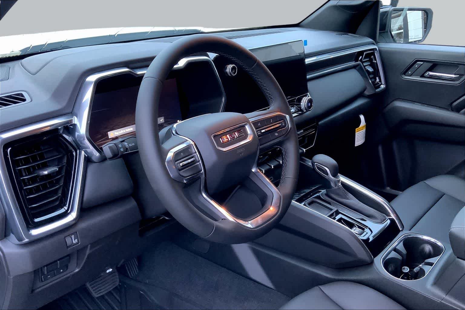 2025 GMC Canyon Elevation - Photo 8