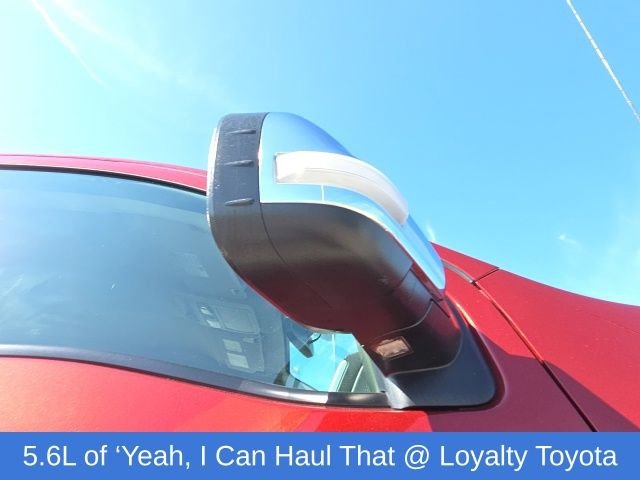 Used 2017 Red Nissan SL image 18