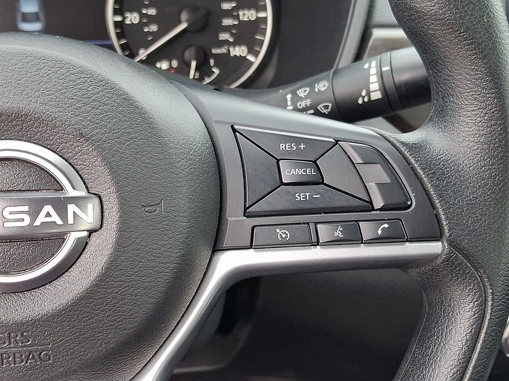 Used 2025 Silver Nissan 2.5 SV image 21