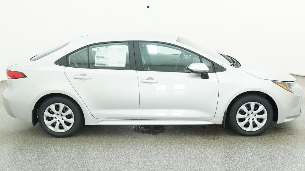 New 2026 Classic Silver Met Toyota LE image 6