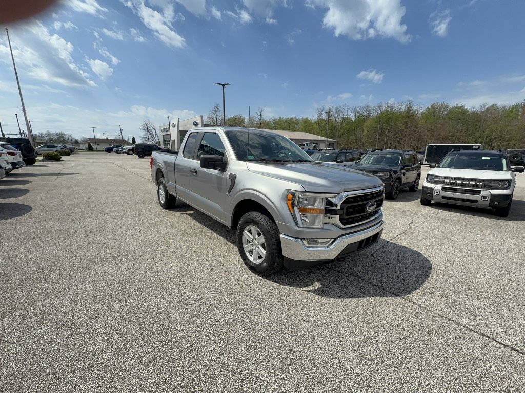 Certified Used 2022 Iconic Silver Ford XLT image 8