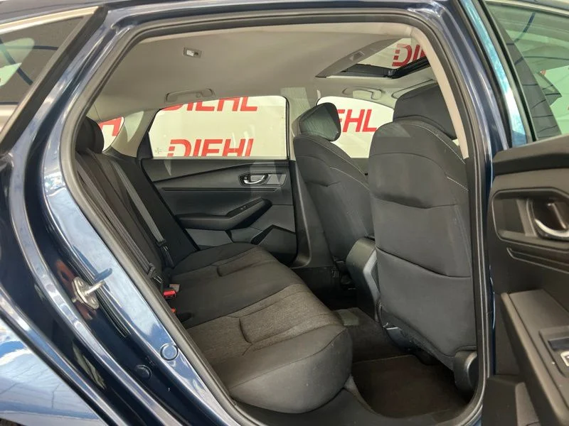 Used 2023  Honda EX image 10