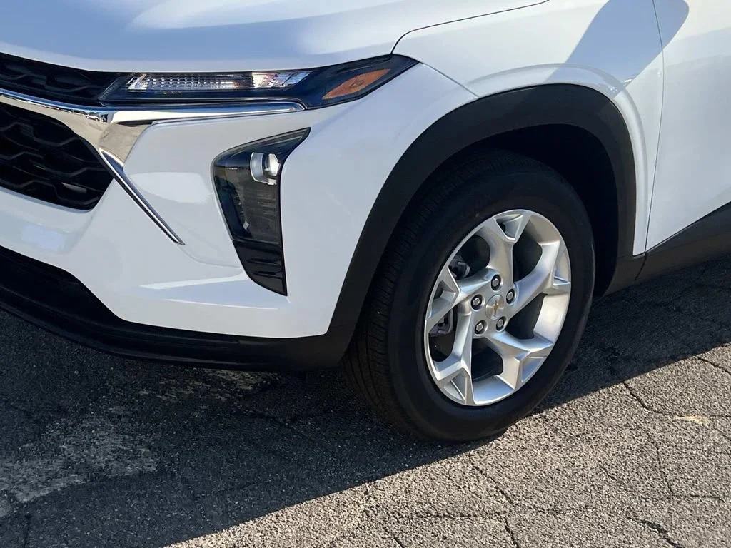 New 2026 Summit White Chevrolet LS image 8