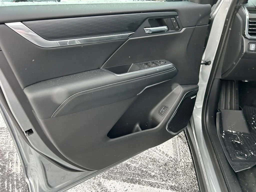 2026 GMC Acadia Elevation - Photo 5