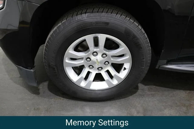 Used 2020 Black Chevrolet LT image 9