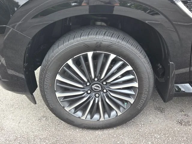 New 2026 Super Black Nissan Platinum Reserve image 7