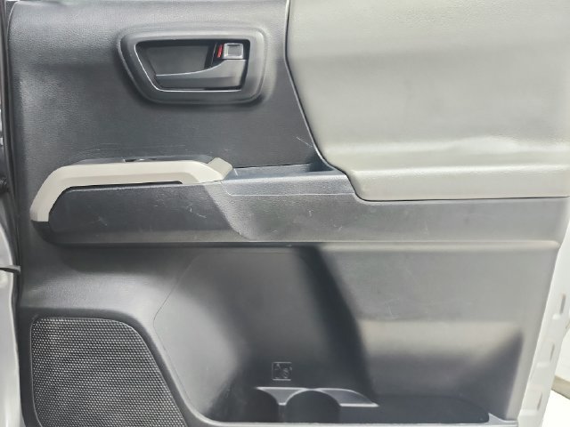 Used 2017 Silver Toyota SR5 image 36