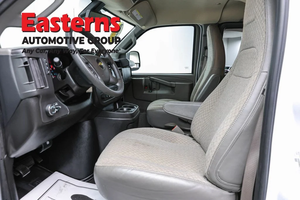 Used 2024 White Chevrolet LT image 14