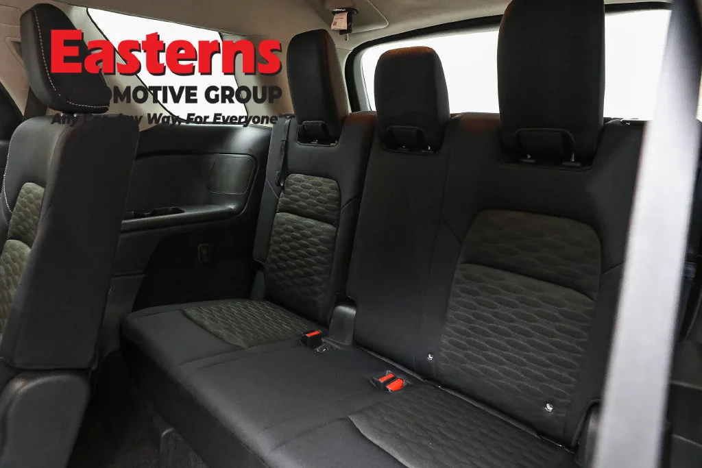 Used 2023 Black Nissan S image 26