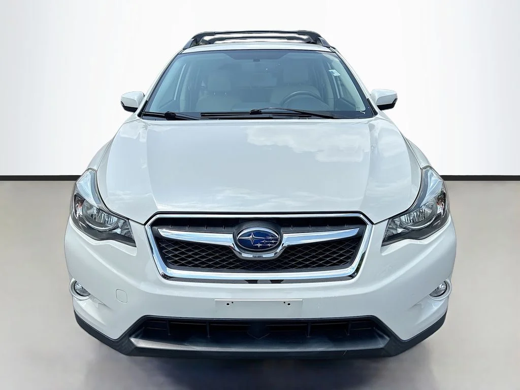 Used 2015 Crystal White Pearl Subaru 2.0i Limited image 2