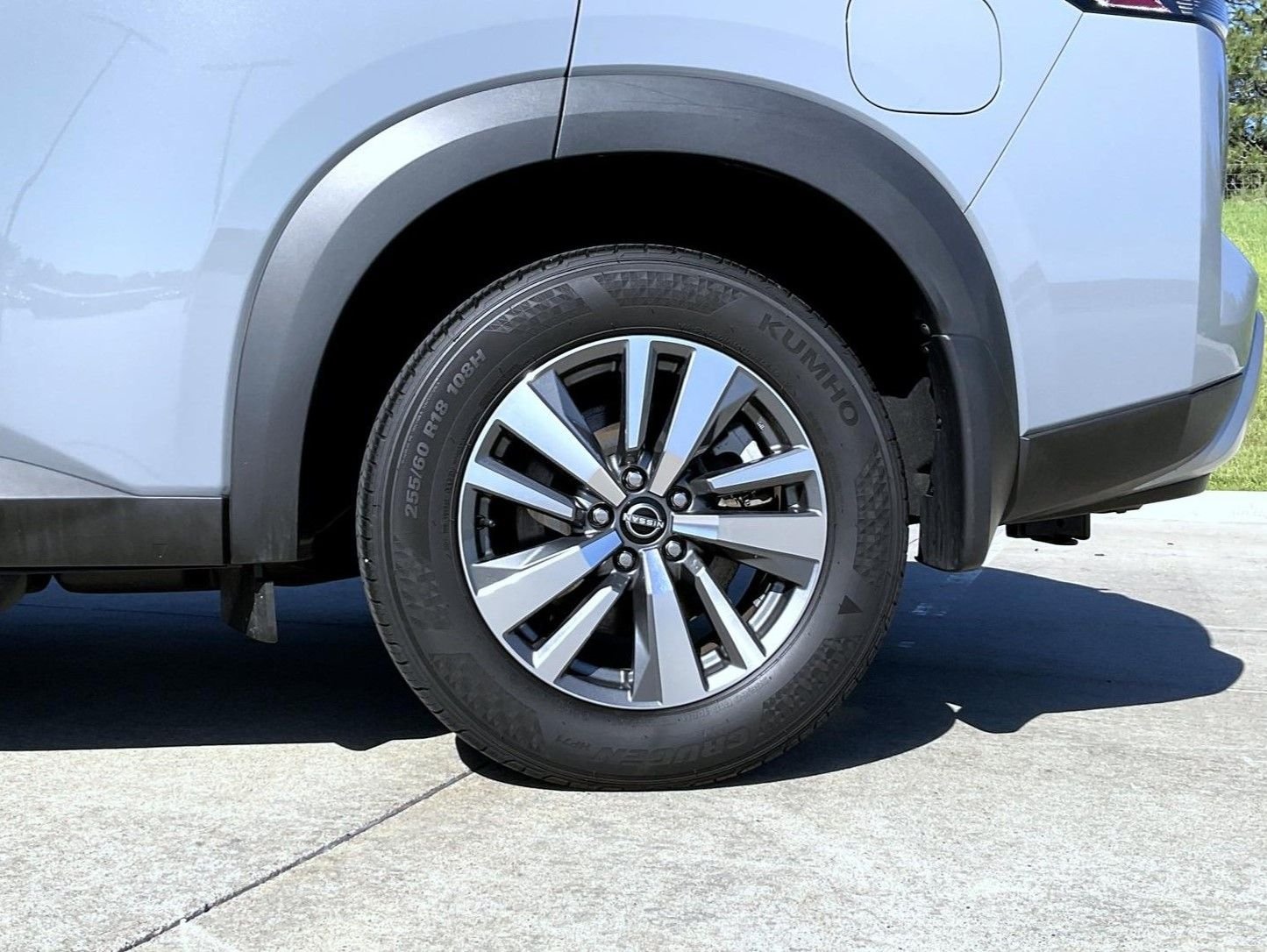 Used 2023 Gray Nissan SL image 25