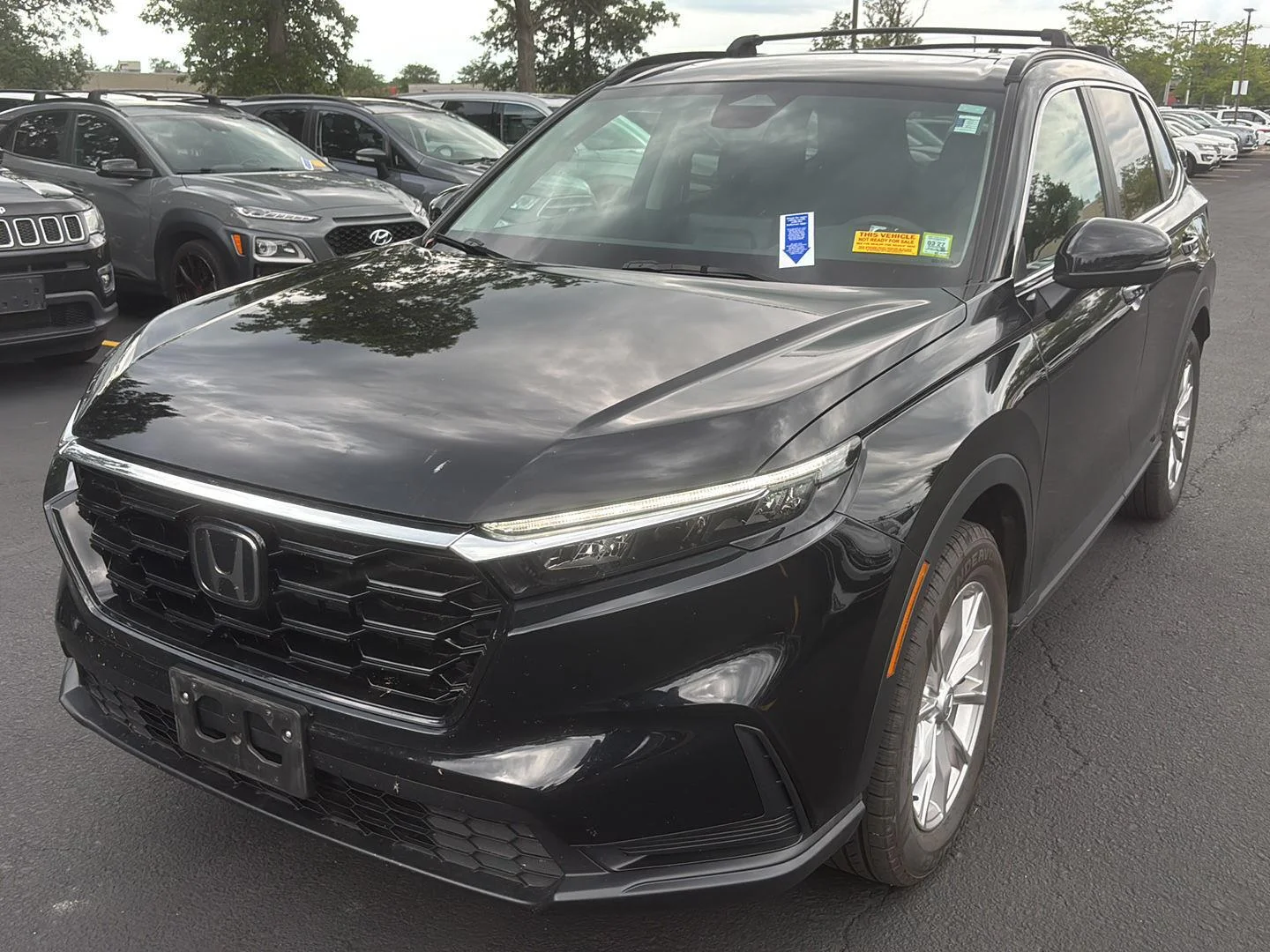 Used 2024 Crystal Black Pearl Honda EX image 3
