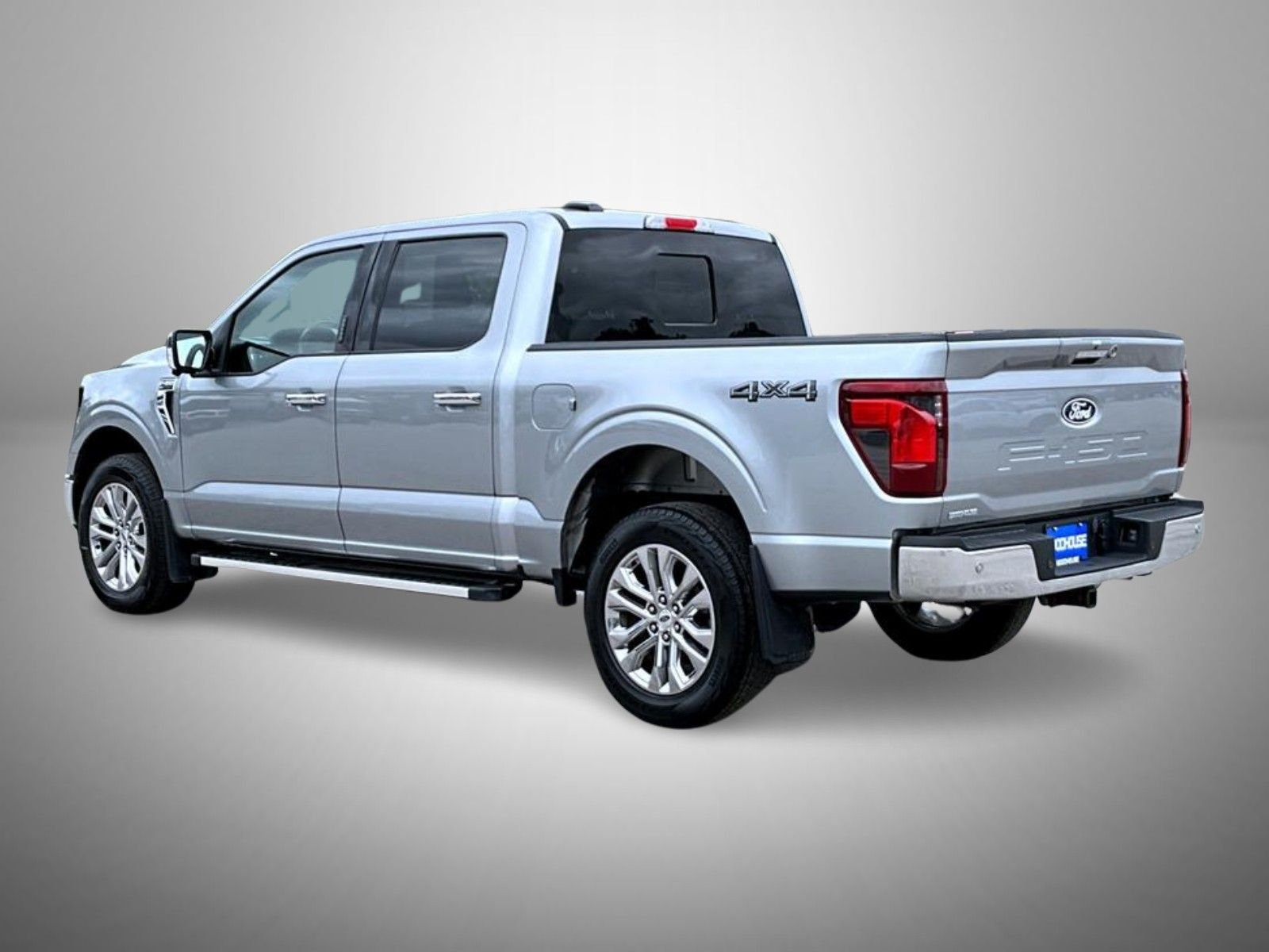 Used 2024 Silver Ford XLT image 7