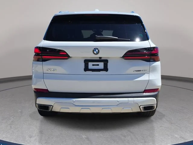 Used 2024 White BMW xDrive40i image 7