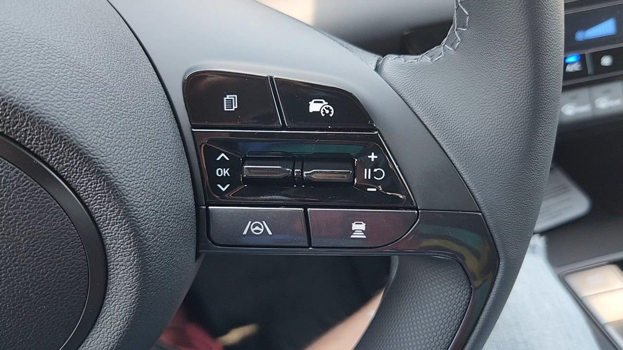 New 2026 Amazon Gray Hyundai SEL Sport Premium image 12