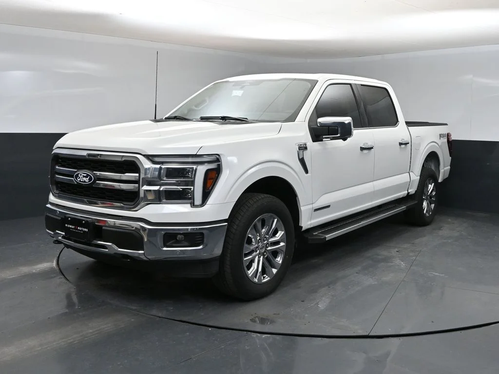 New 2025 White Ford Lariat image 5