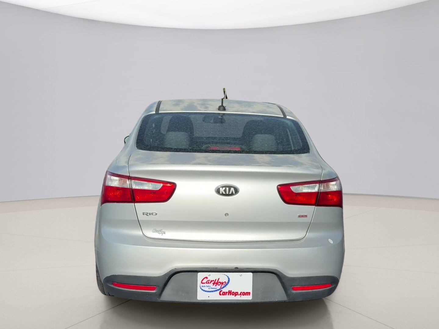 Used 2014 Silver Kia LX image 4