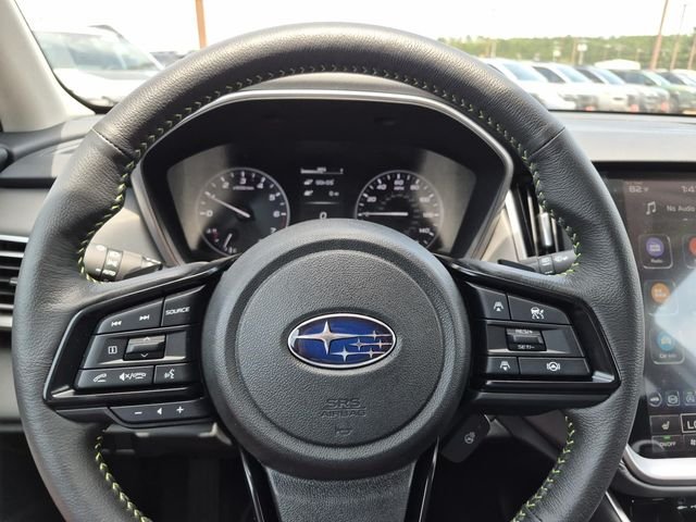 Used 2025 White Subaru Onyx Edition image 33