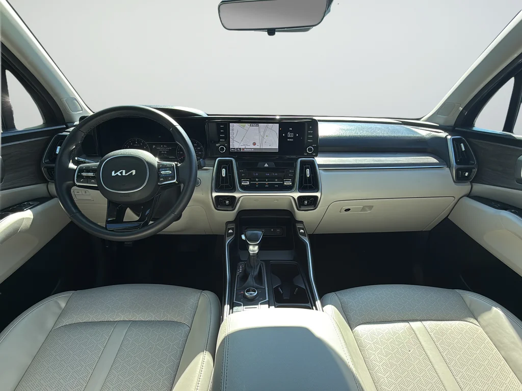 Certified Used 2023 Green Kia X-Line S image 12