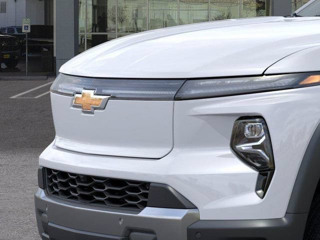 2026 Chevrolet Silverado EV LT - Photo 13