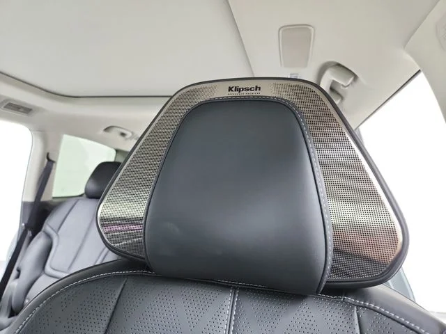 Used 2025  INFINITI SENSORY image 41
