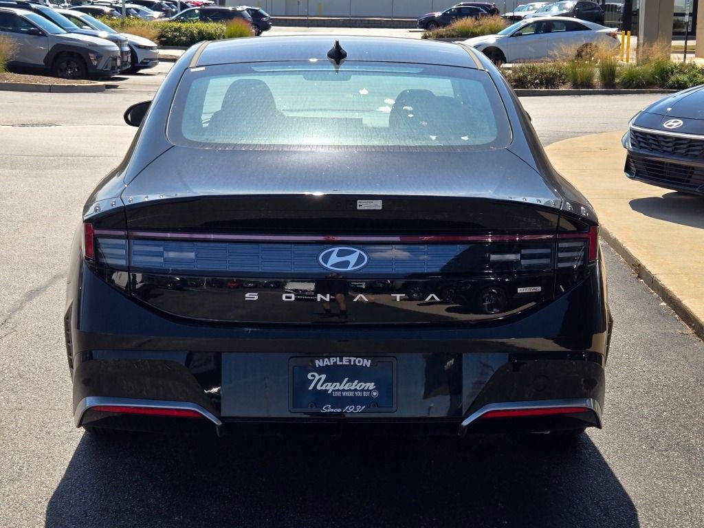 New 2026 Abyss Black Hyundai SEL Sport image 11
