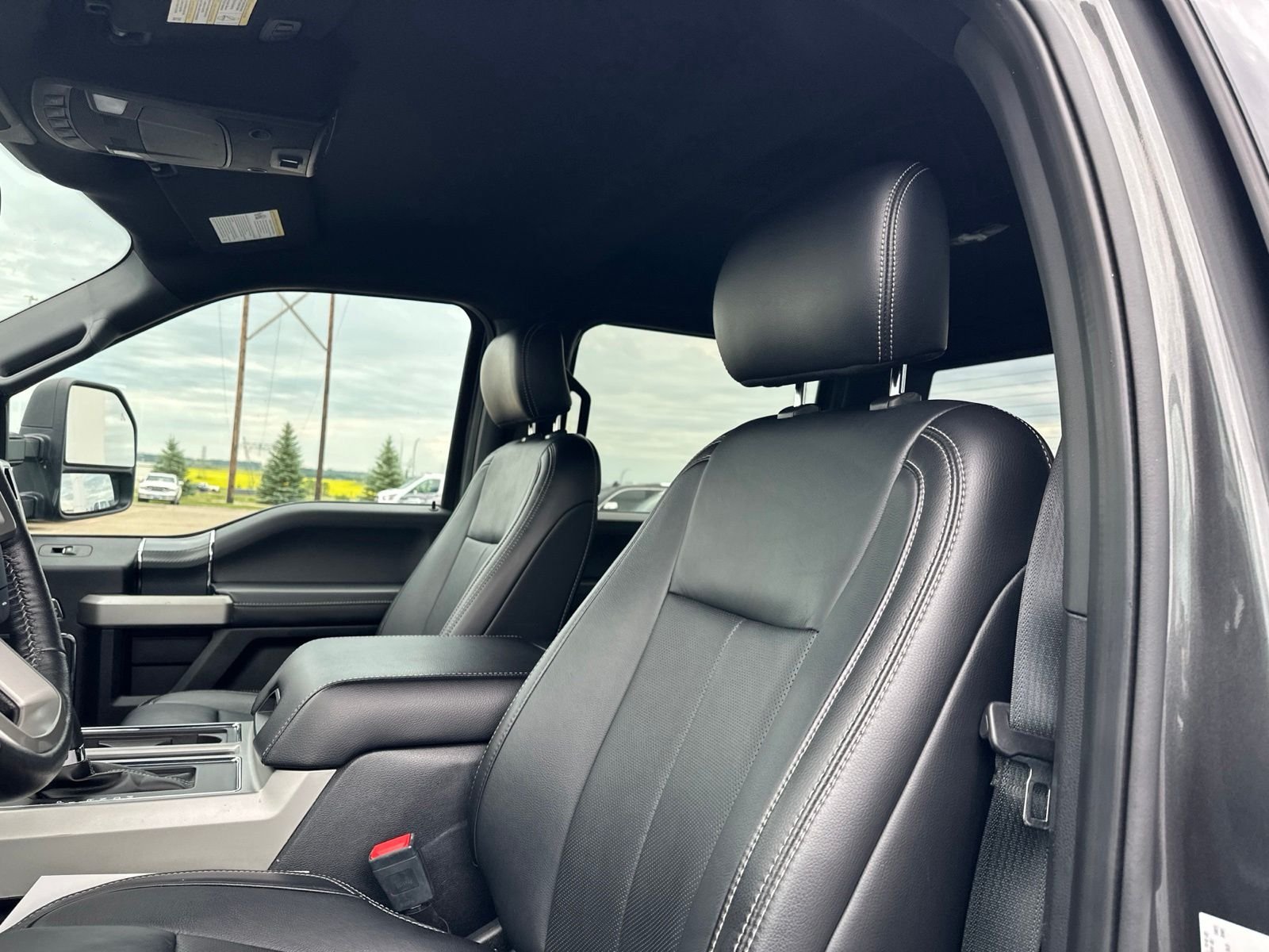 Used 2019 Gray Ford Lariat image 17