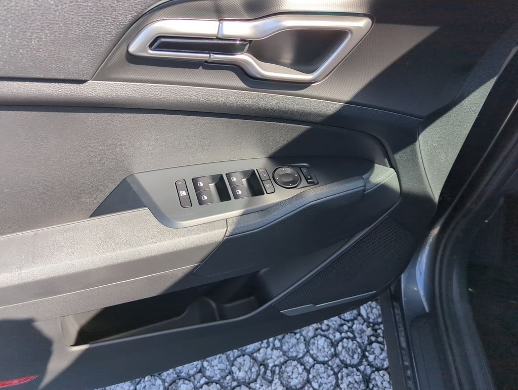 New 2026 Gravity Gray Kia LX image 19
